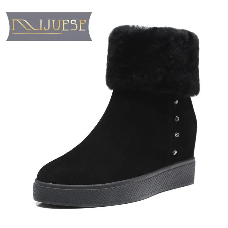 

MLJUESE 2019 women ankle boots Cow Suede+ Rabbit hair rivets zippers gray color wedges boots winter short plush snow boots