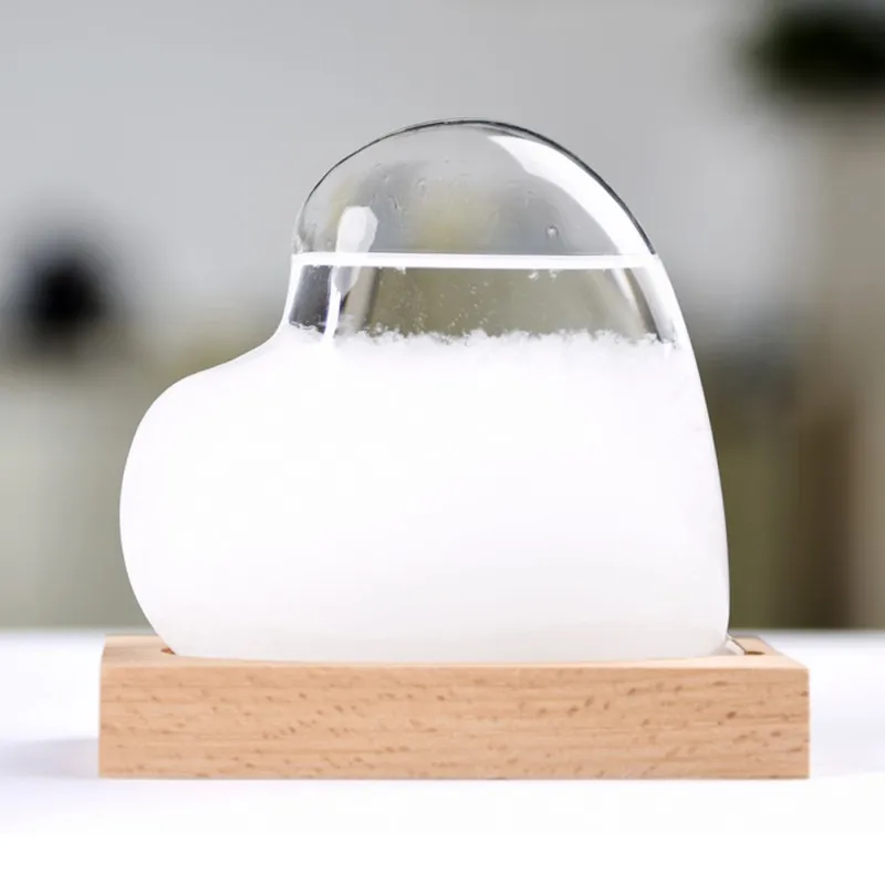 

Creative Heart Shaped Weather Forecast Crystal Diamond Shaped Storm Glass Bottle Home Decor Ornament Figurines Miniatures H1