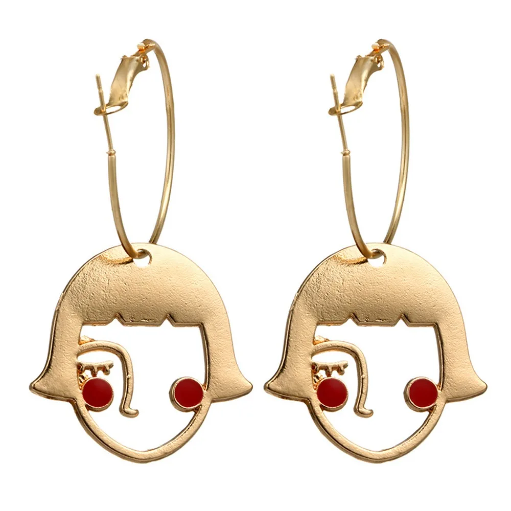 

Gold Tone Cute Shy Girls Abstract Hollow Face Drop Earrings Unique Face Hand Design Fashion Jewelry