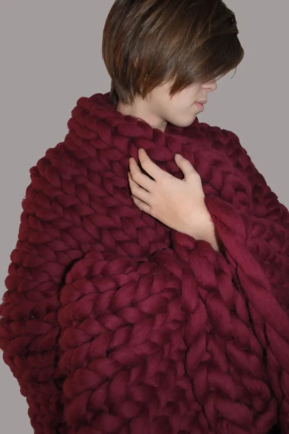 

Fashion high quality chunky knit blanket throws Blanket Ultra Plush Decorative Throw Queen Bedroom for beds red blanket