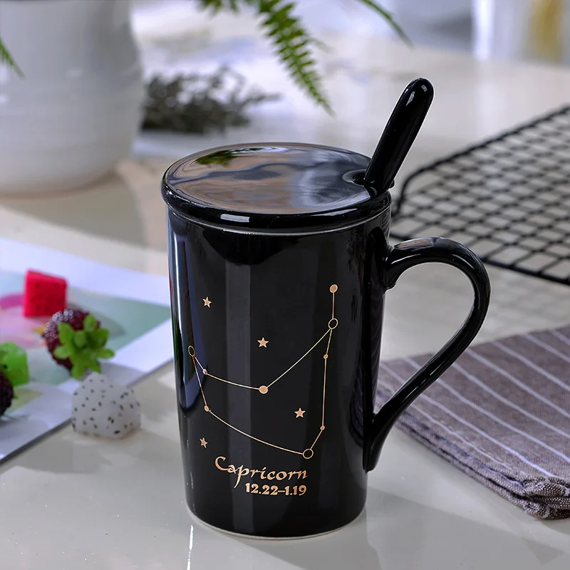 12 созвездий черный и золотой Костяной фарфор кофе молоко кружка с керамической ложкой Зодиак керамическая чашка 400 мл - Цвет: Capricorn