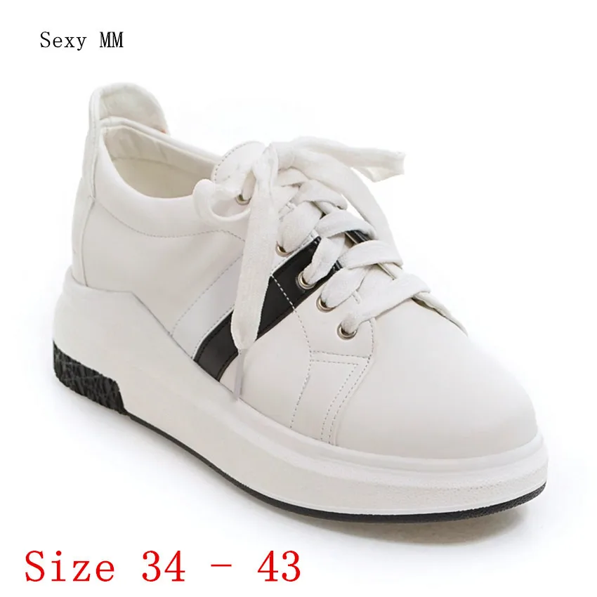 

Flats Women Loafers Trainers Breathable Woman Shoes Casual Skate Walking Flat Platform Shoes Plus Size 34 - 40 41 42 43