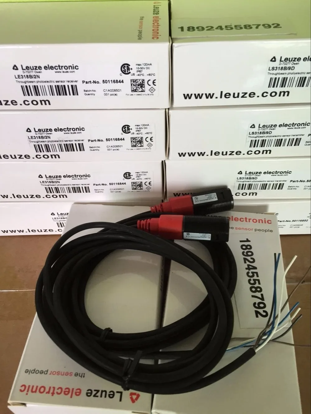 

On the radio type photoelectric sensor LS318B/9D+LE318B/2N