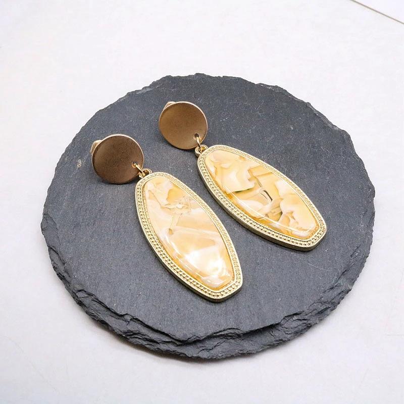 

Free Shipping New Yellow Color Cute Clip Earring