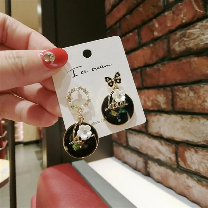 

2018 New Korea Design Cute Butterfly Flower Pendants Women Stud Earrings Pierce Earrings,Drop Shipping HY4408