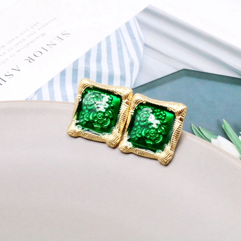

Free Shipping Green Enamel Square Alloy Sweet Flower Earring