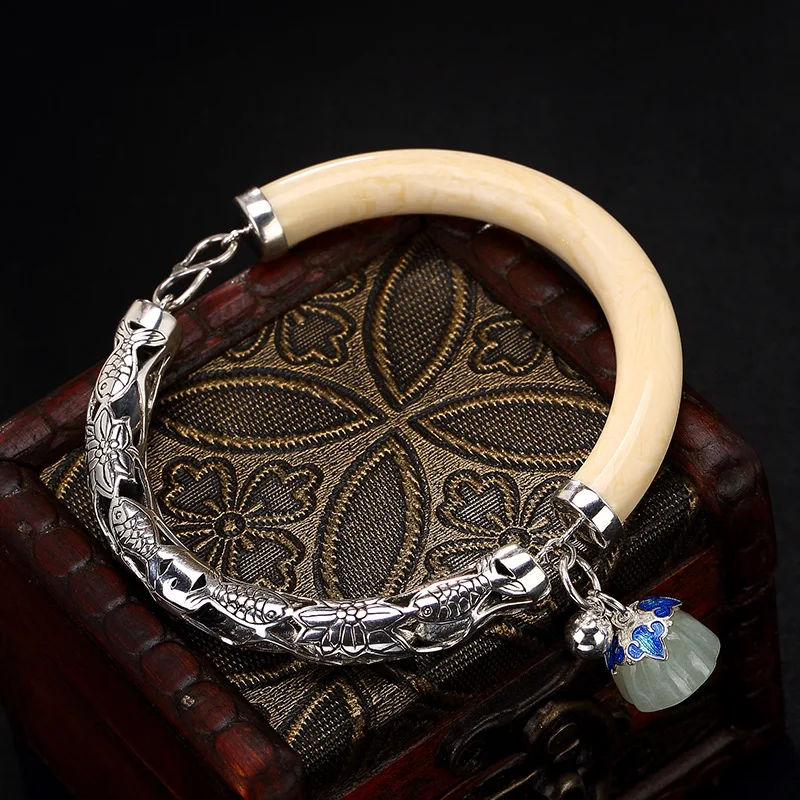 2018 Jade Bangle Retro 925 Sterling Bracelets For Women Vintage Natural Hetian Jade Jewelry Female Bracelet Wholesale. 2018 Jade Bangle Retro 925 Sterling Bracelets For Women Vintage Natural Hetian Jade Jewelry Female Bracelet Wholesale.