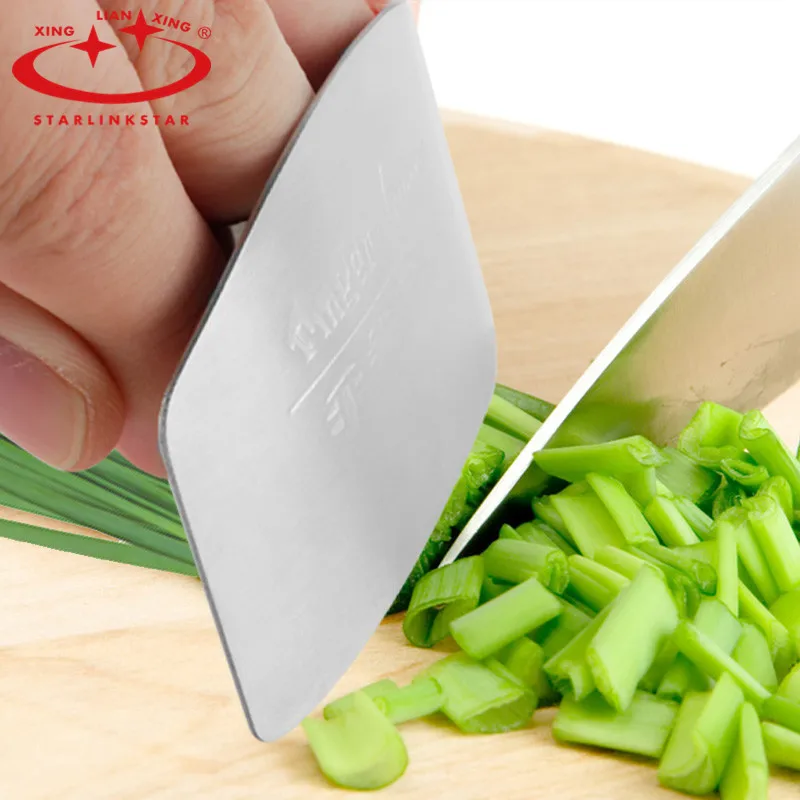 

1PC Stainless Steel Vegetable cutting finger protector Cut Hand Protector Knife Cutting Finger Protection Tool
