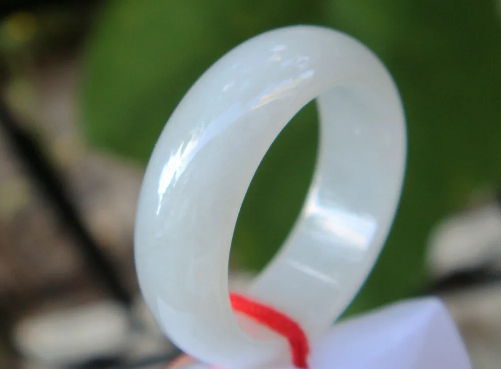 

2037 Natural Emerald Jade Jadeite Finger Ring