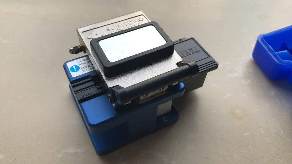 High precision fiber cleaver 5