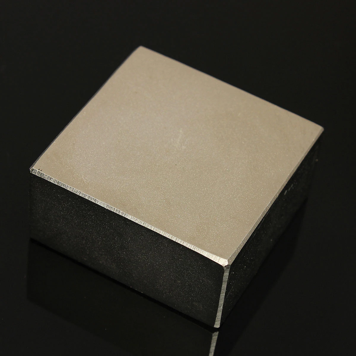 

1x N50 Neodymium NdFeB Cuboid Magnets Block Household Fridge Window Door Magnet Rare Earth Magnets Size 45x45x20mm