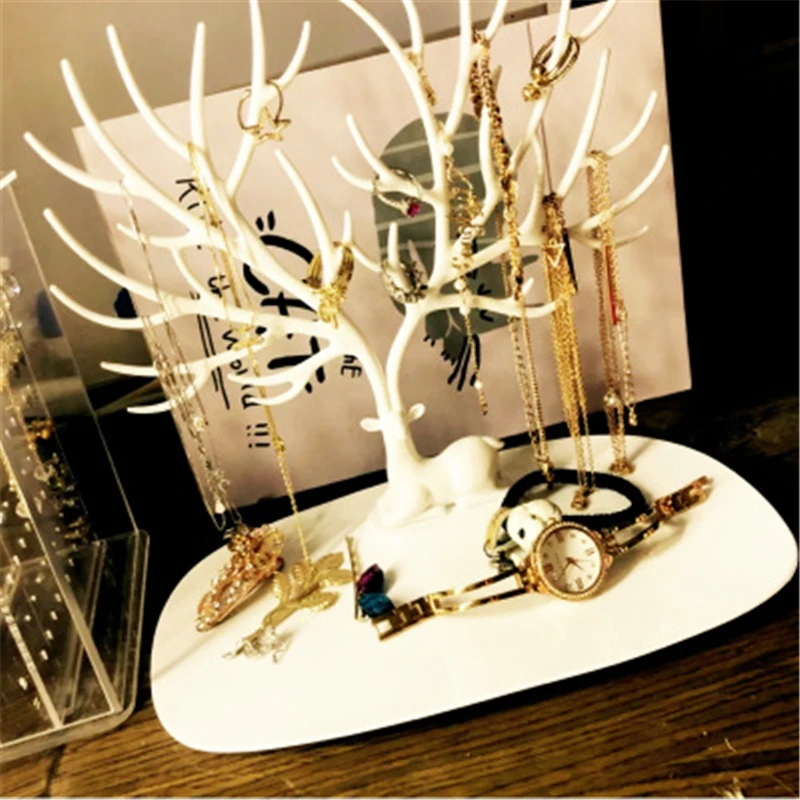 

Little Deer Earrings Necklace Ring Pendant Bracelet Jewelry Display Stand Tray Tree Storage Racks Organizer Holder Holders