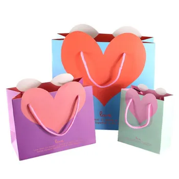 

2019 new sale 5pcs cute love Simple and creative valentine's day love gift bag wedding with hand gift bag wrapping paper bag