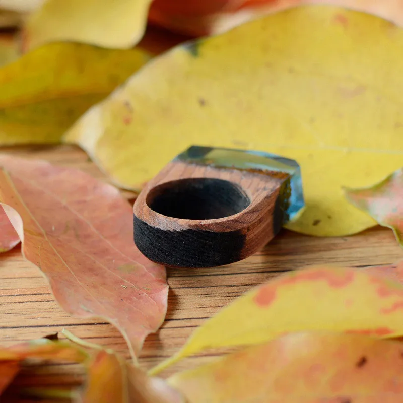 Дизайн Роза Цветущая тайный лес Деревянный миниатюрный миры внутри кольцо для женщин Смола палец ювелирные изделия