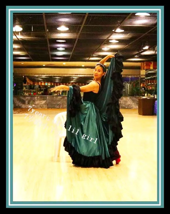 Flamenco rok tribal buikdans Satijn zijde 22 yards rok met grens FH1-6 Flamenco rok tribal buikdans Satijn zijde 22 yards rok met grens FH1-6