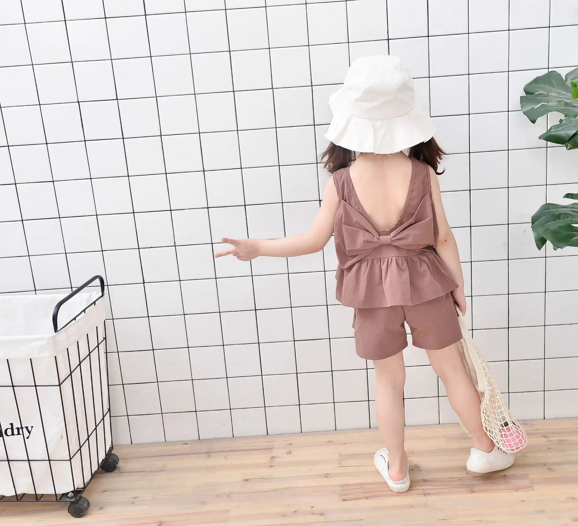 

2018 Summer Kids Clothing Set Girls Korean Big Butterfly Halter Vest Shorts Set Toddler Cute Princess Vest Shirts+shorts Clothes