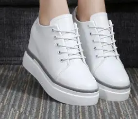 

2018 new white platform shoes women's tide with small white shoes casual low to help women's shoes.