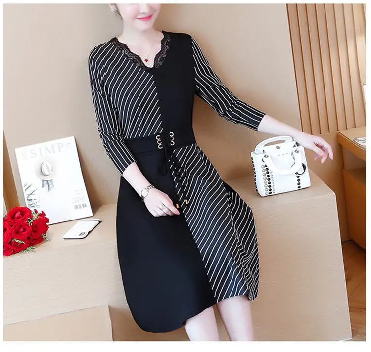 2019 Korean Fashion Women Dress Autumn Large Size Dresses Striped Patchwork Dress Ladies Lace V-Neck Long Sleeve Vestidos Robe Femme (8)