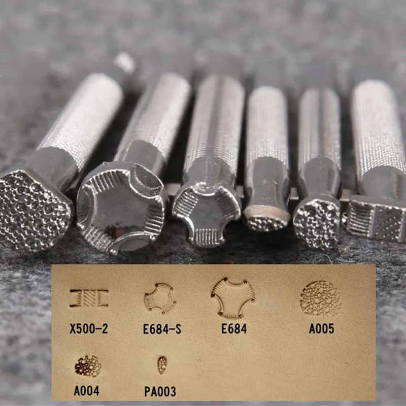 1Pcs Leather Printing Tool Alloy Saddle Making Carving Handmade Leatherwear Craft DIY Punch Stamps Metal Leather Stamping Saddle