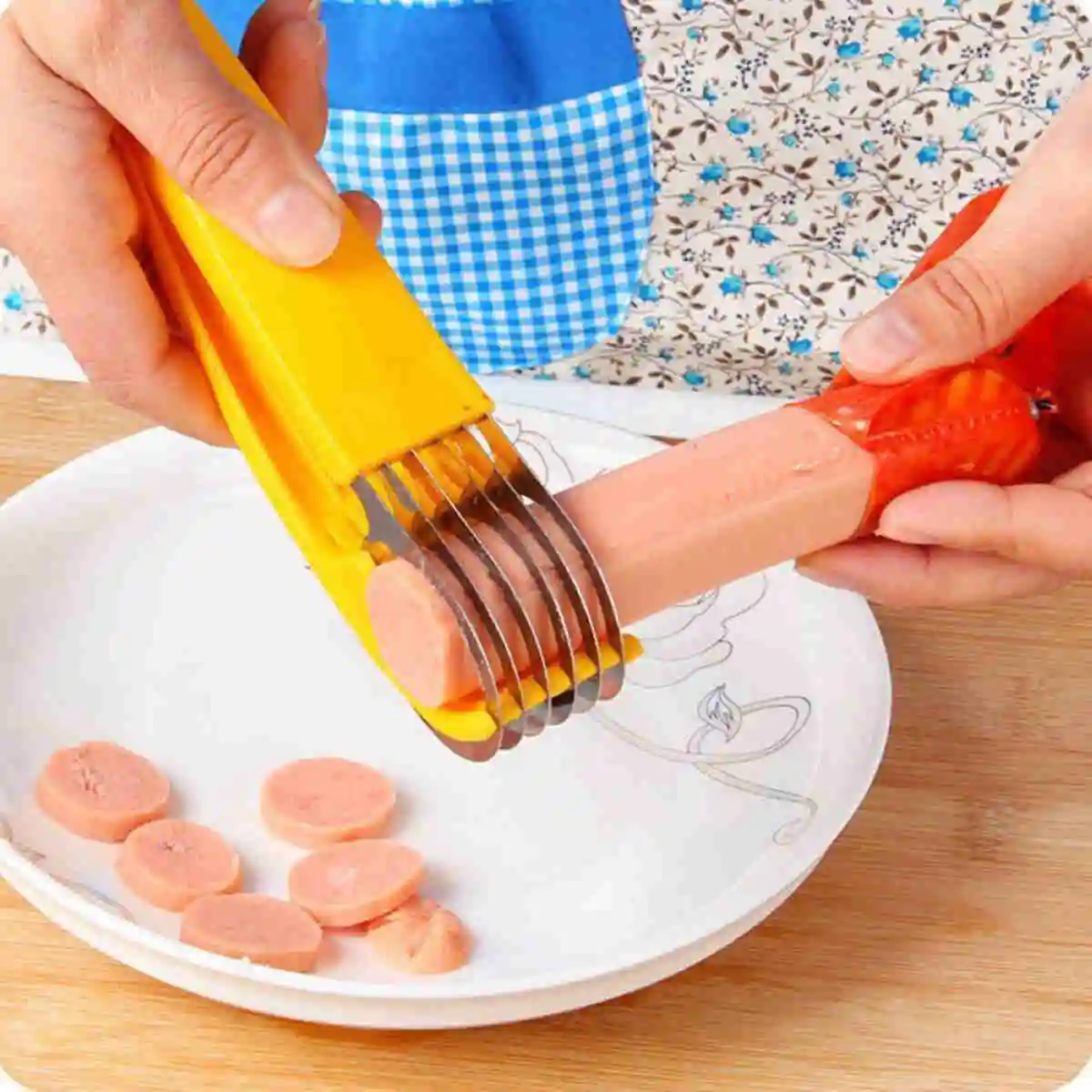 1pc Stainless Steel Cutter Cut Cucumber Banana fruit Slicer kitchen Tools Yellow New