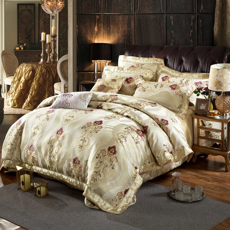

Luxury Bedspread Pillow Cases Queen/King Size Coverlet Set European Flower Bed Cover 3pcs High Quality