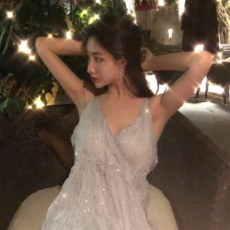 

Women's Clothing fashion brand New summer vintage v-neck star sequins hotline bling temperament spaghetti strap sleeveless dress
