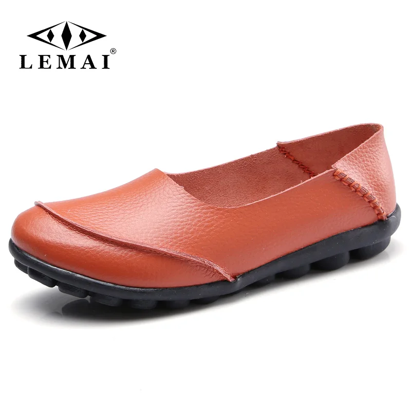 

2018 New Women's Casual Shoes Soft Genuine Leather Female Flats Non-Slip Woman Loafers Leisure Slip-On Boat Shoe Plus Size 35-44