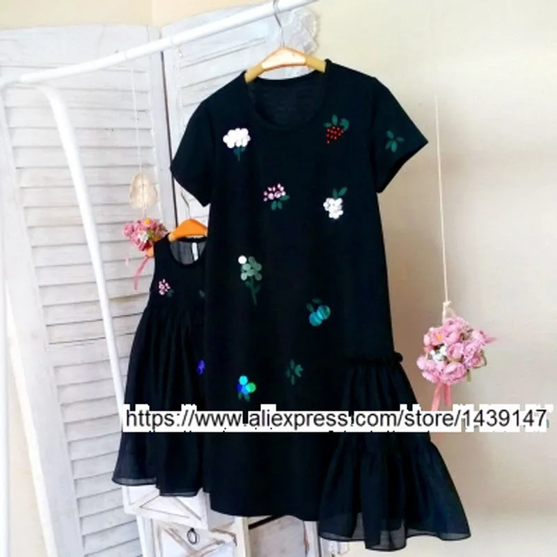 Family fitted Fashion Family clothing Mom and daughter female women girl dress hand-sequined princess dress Large size 3XL 4XL form fitted solid cami dress