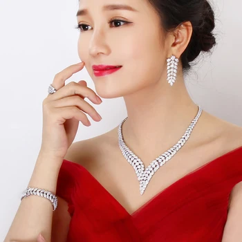 

Limited edition Luxurious jewellery set for engagement party White/Gold Necklace+Bracelet+earrings+Ring Big 4pcs jewelry sets