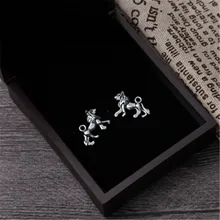 

WKOUD 20pcs Silver Plated Mastiff Charm Alloy Pendant For Bracelet Necklace DIY Metal Jewelry Charm Making A305