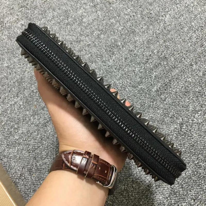Long Wallet Women Purses rivets Fashion Coin Purse Card Holder Wallets Female High Quality Clutch Money Genuine Leather Wallet Long Wallet Women Purses rivets Fashion Coin Purse Card Holder Wallets Female High Quality Clutch Money Genuine Leather Wallet