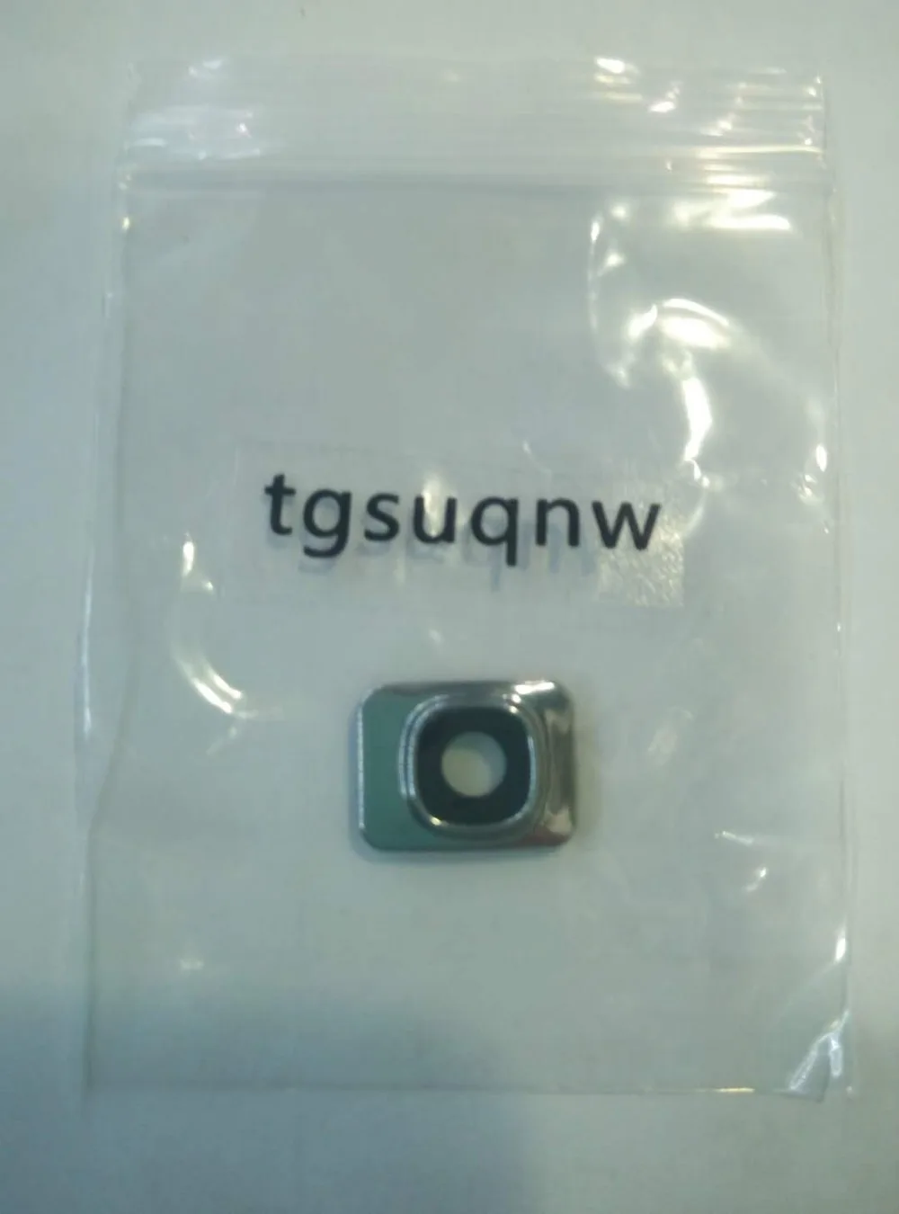 i8190_cameraLens1
