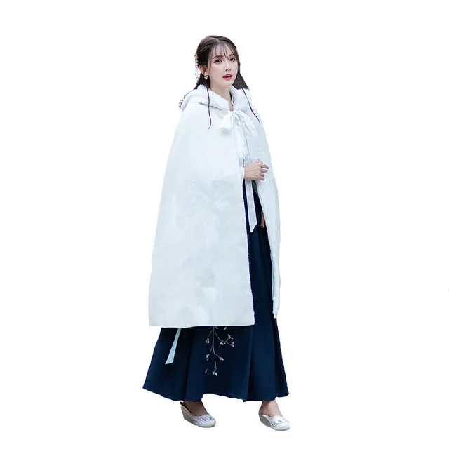 Disc Bridal warm shawl 2018 new velvet cloak female thick warm coat coat retro hooded cloak factory custom shooting clothing 