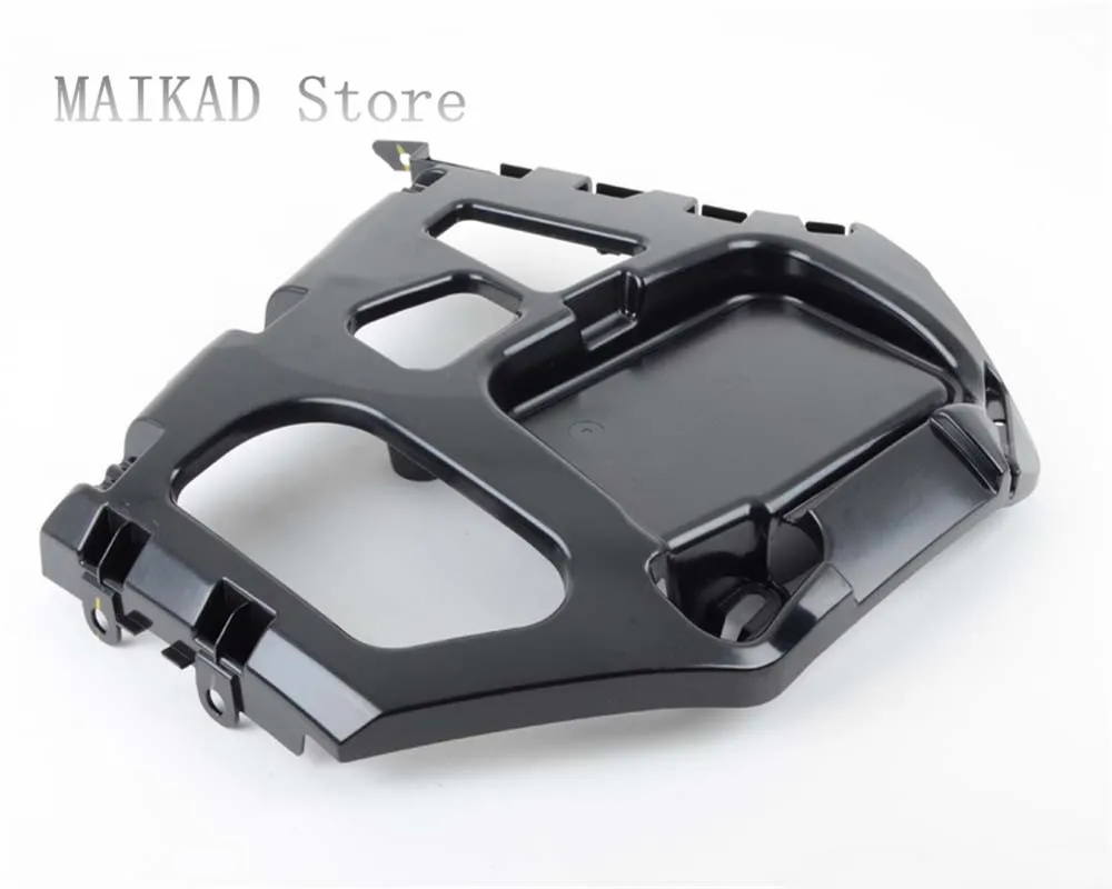 Крепление для заднего бампера BMW F22 F23 F87 218i 220i 228i 230i 235i 240i M2 218d 220d 225d 51127285533 |