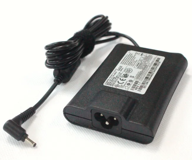 SAMAUNG 19V2.1A905s3g 530u3c3