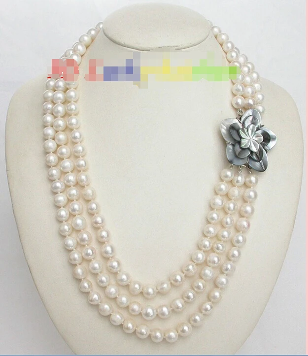 

>>> >>>22" 11mm 3row round white Freshwater pearls necklace