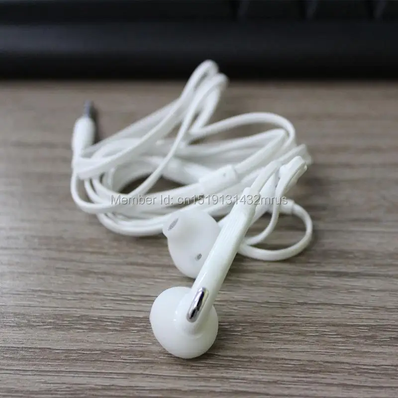 S6-In-ear-Earphone-Stereo-Headset-Headphone-with-Wire-Cable-Remote-Mic-Control-Earbuds-For-samsung (5)