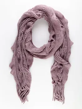 

Scarf with fringes