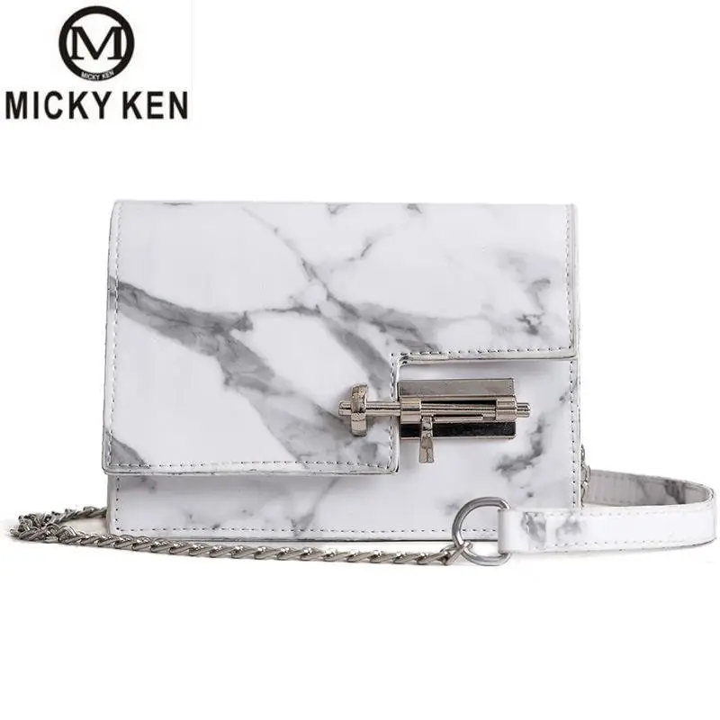 

Women's Bag 2019 Summer New Female Small Diagonal Bag Shoulder Small Square Bag Chain Personality Plug Lock Wild Messenger Bag
