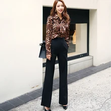 Женский сексуальный комплект из двух предметов, Женская леопардовая футболка с длинными рукавами, топ+ длинные штаны, корейские однобортные обтягивающие шорты, костюмы