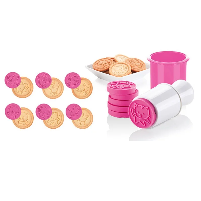 

6Pcs Cartoon Stamp Cookie Cutters Cake Molds Biscuit Baking Moulds Decor Tools