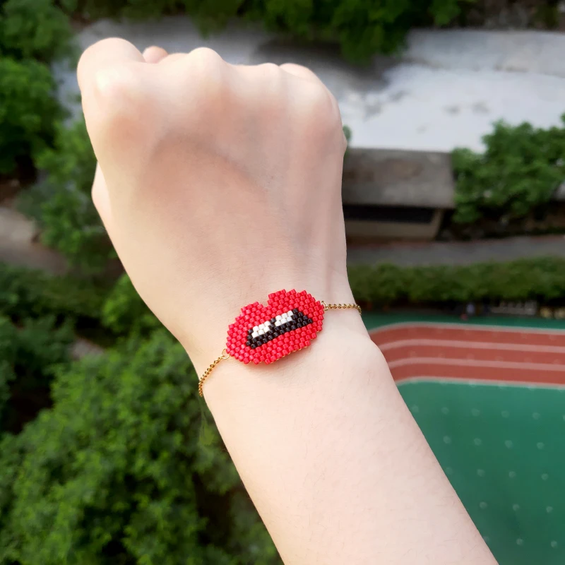 

FAIRYWOO Sexy Red Lip Bracelets Miyuki Beaded Woman Stainless Steel Chain Cute Golden Bracelets & Pendant Friendship Girl Gifts