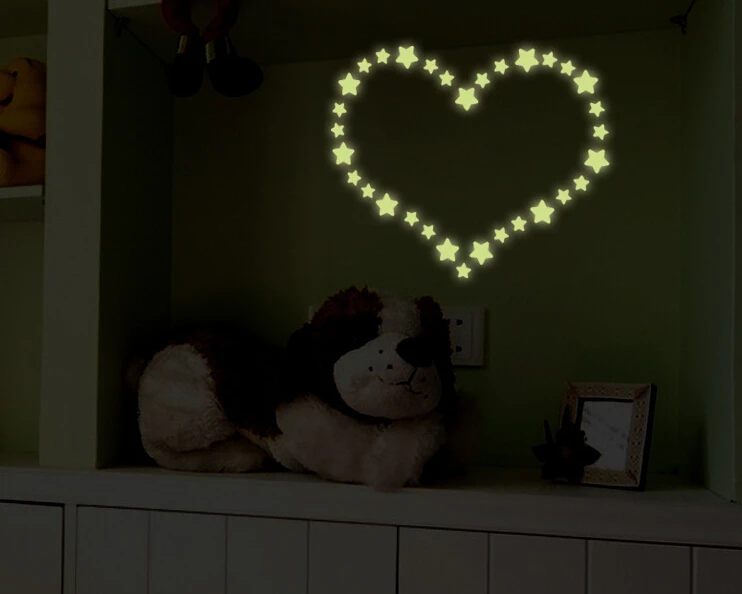 DIY-Luminous-wall-stickers-night-stars-fluorescent-dark-Wall-Stickers-PVC-Decoration-DIY-Home-Living-Room
