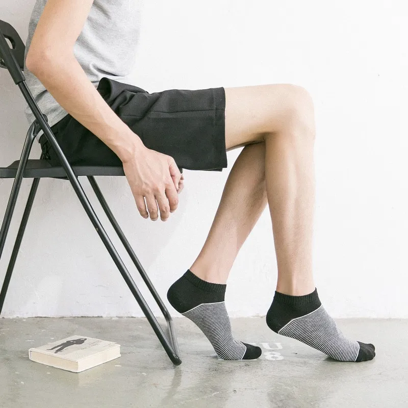 Pinstripe Men Comfortable Cotton Socks Male Summer Light Socks Stripe