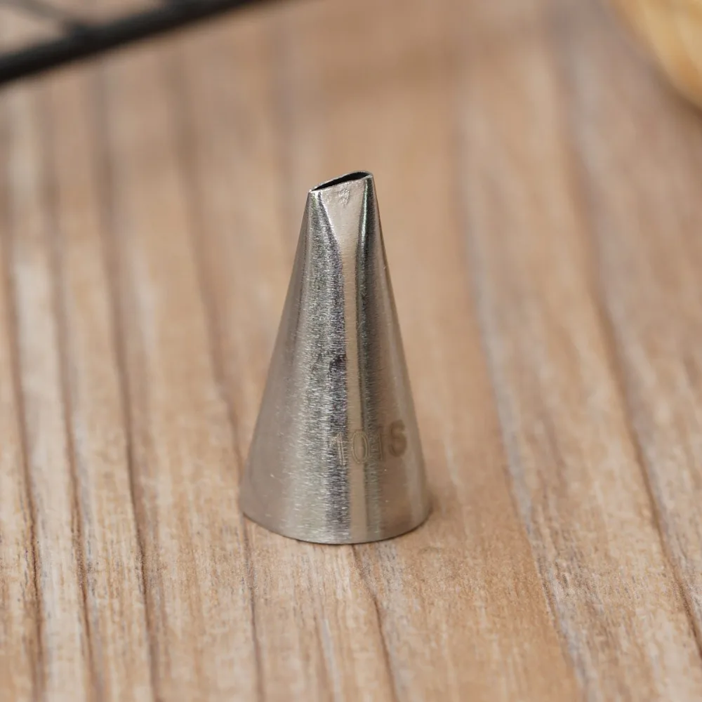 

#101S Piping Nozzle For Creating Rose Petal Shape Decorating Icing Tip Baking &Pastry Tools Bakeware Small Size