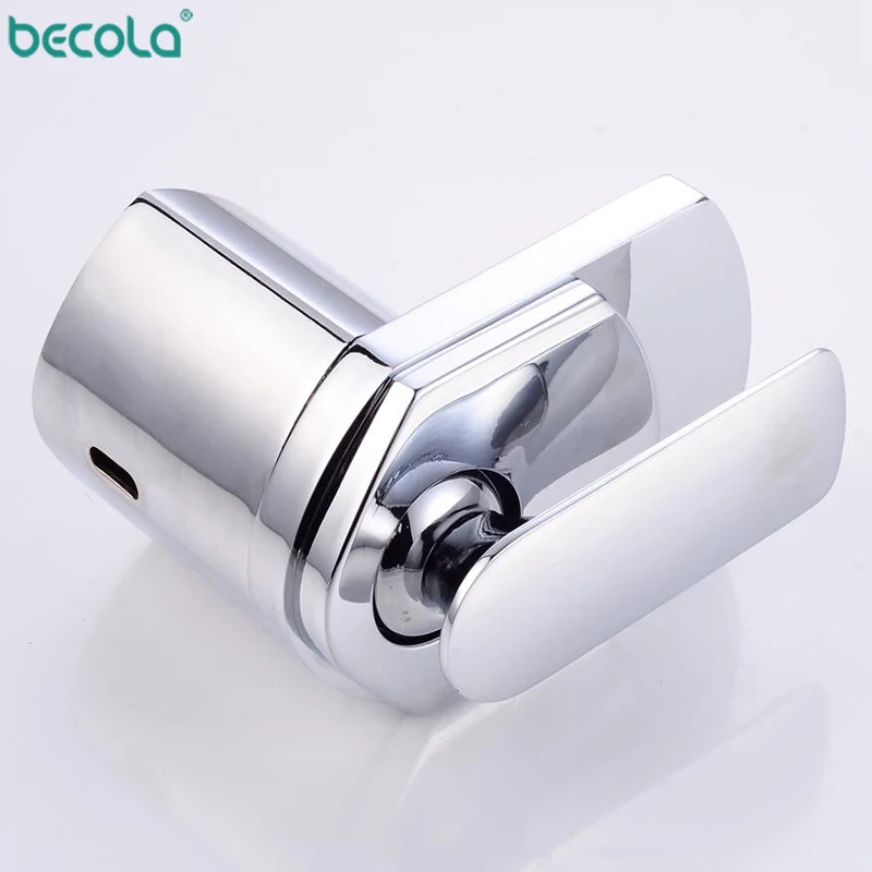 BECOLA8