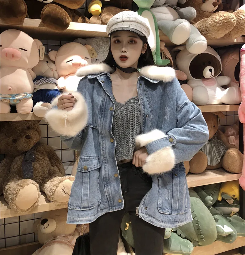x4