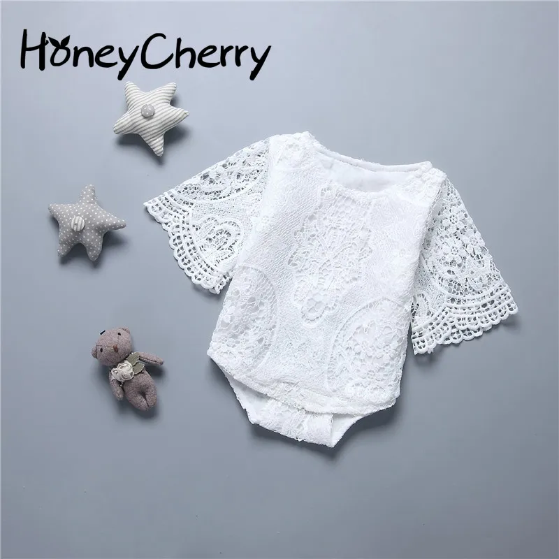 

2009 Baby Bodysuits Lace Blockbuster Girl One Hundred Days Bat Sleeve Triangular Button Happy Clothes Baby Jumpsuit