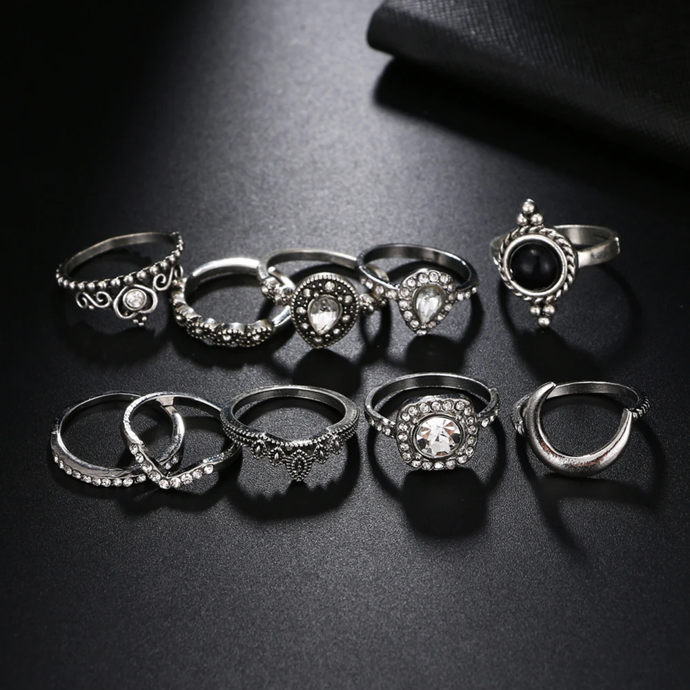 FAMSHIN 10PCS/Set Vintage Antique Silver Moon Heart Ring Set Crown Opal Stone Finger Midi Rings Set for Women Boho Jewelry Gift