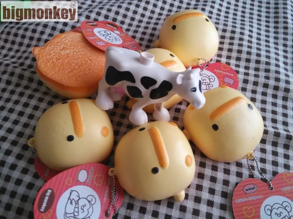 imágenes para Mono grande NUEVA 7 CM 20 UNIDS/LOTE Buena calidad de dibujos animados pato amarillo Precioso blando para el encanto/ imágenes para Mono grande NUEVA 7 CM 20 UNIDS/LOTE Buena calidad de dibujos animados pato amarillo Precioso blando para el encanto/